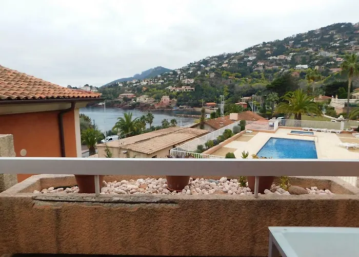 Baie De La Mediterranee * Theoule-sur-Mer