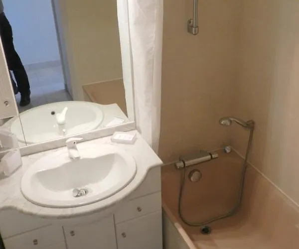 Baie De La Méditerranée * Théoule-sur-Mer